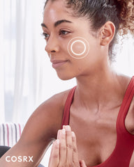 COSRX Master Patch Intensive – forme ovale adaptée à la ligne de mâchoire et à la ligne des cheveux.