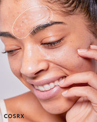 Seamless-edge patch sits naturally on the jawline for discreet wear