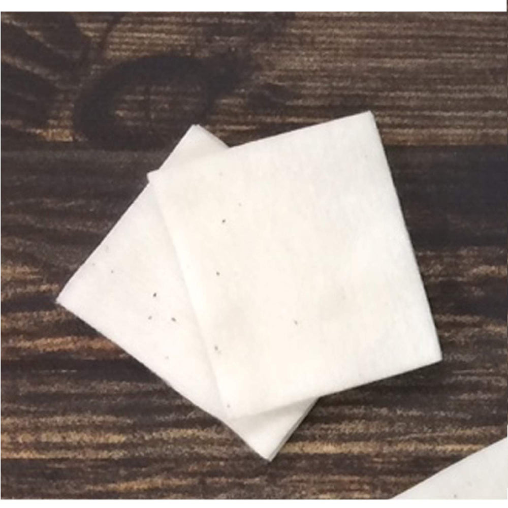 Puff coton biologique Cotton Labo, douceur et confort lors des retouches maquillage
