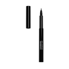CoverGirl Intensify Me, vue bouteille, tenue durable sans bavure.