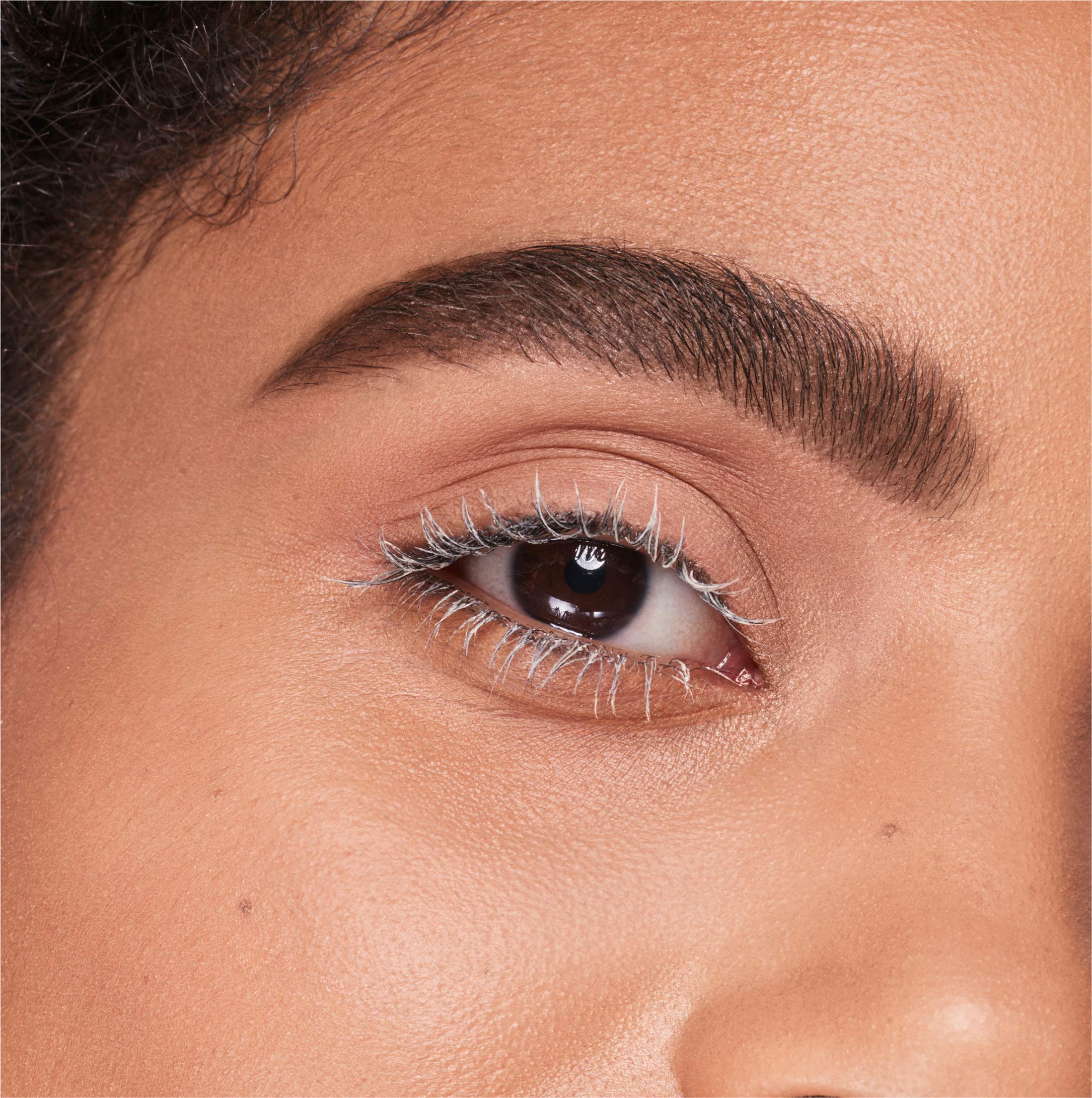 Covergirl Lash Blast Amplify primer ingrédients argan et jojoba pour soin doux