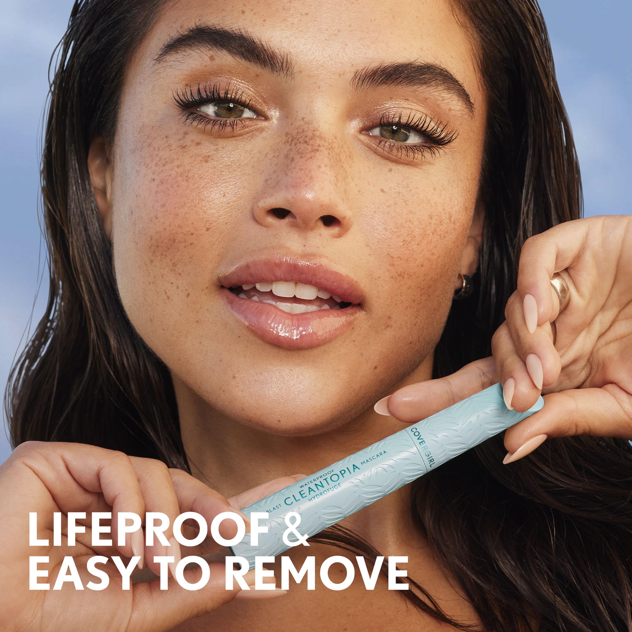 Formule végan et propre de CoverGirl Lash Blast Cleantopia sans parabènes