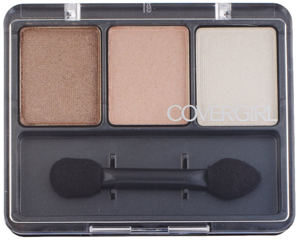 CoverGirl Ombres Yeux Café au Lait 105 — textures mates, nacrées et scintillantes pour un aspect polyvalent.