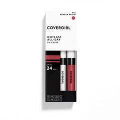 COVERGIRL Outlast, application en deux étapes pour une couleur longue durée.