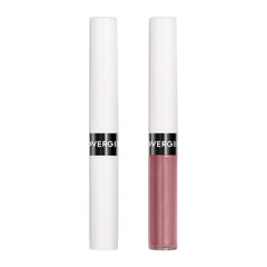 Couche finale hydratante COVERGIRL Outlast scellant la couleur et l'hydratation.