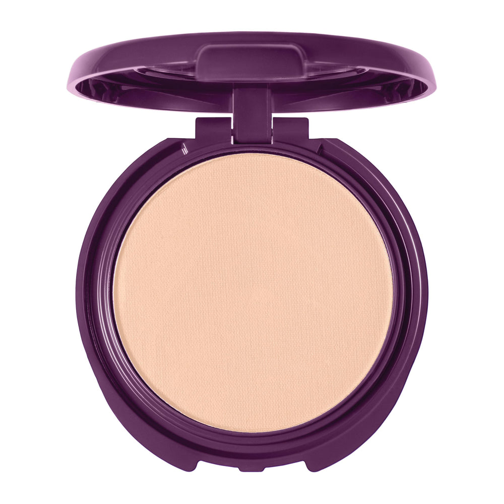 CoverGirl Advanced Radiance, texture soyeuse de poudre pressée, application légère.