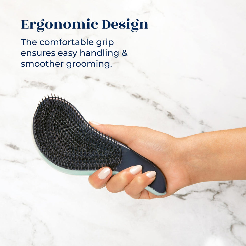 Brosse Crave Naturals Biggie Glide Thru massage léger du cuir chevelu.