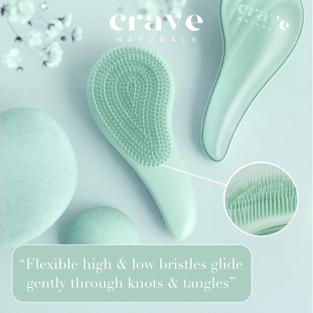 Crave Naturals, brosse définition boucles turquoise, texture naturelle conservée.