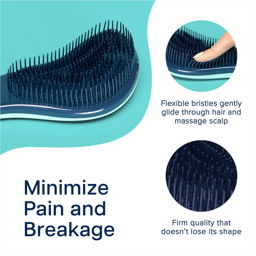 Crave Naturals brosse démêlante turquoise sur cheveux secs, définition naturelle des boucles.