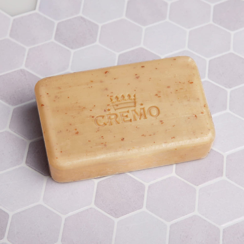Cremo Bourbon et Oak: utilisation quotidienne dans la douche.