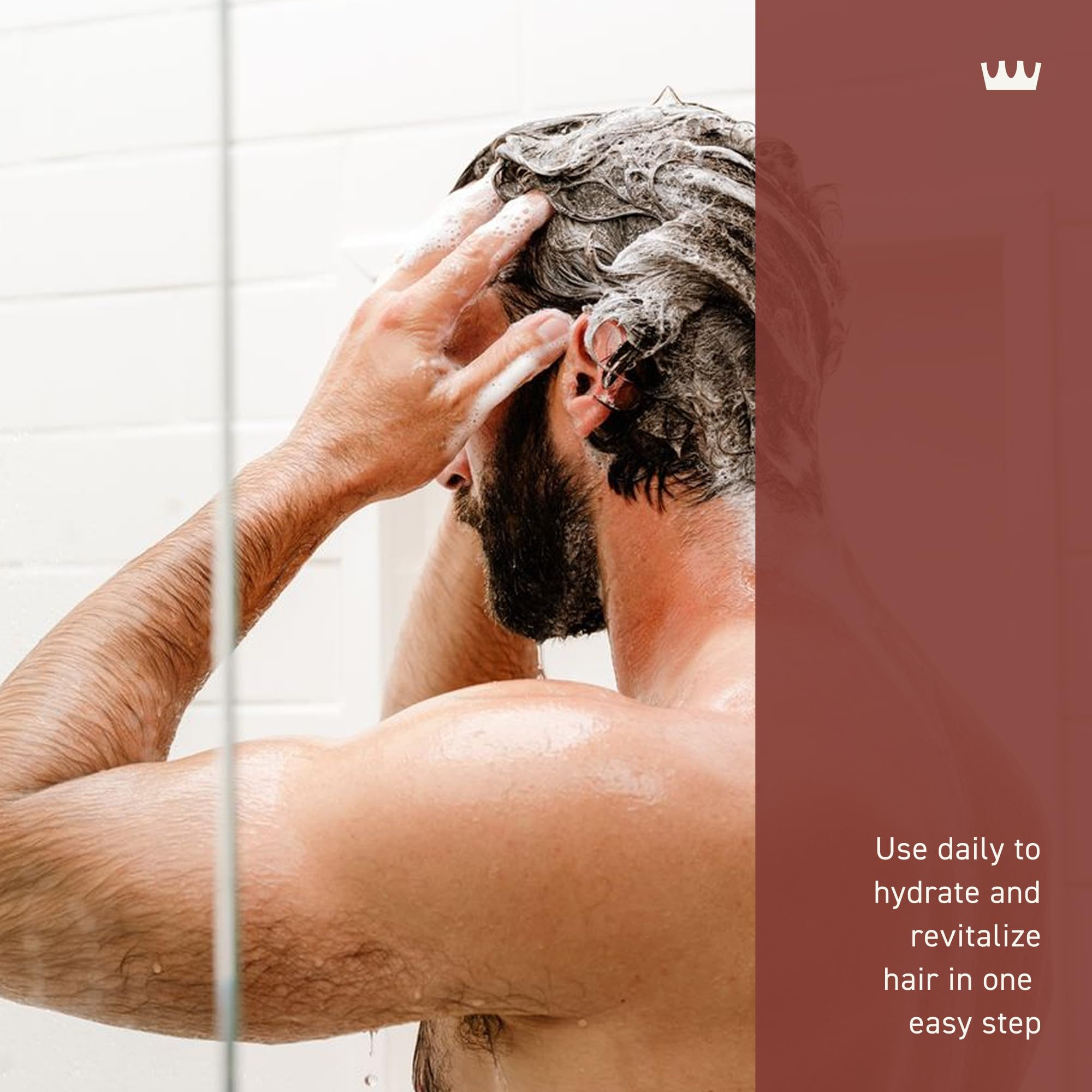 Détails sur les cheveux après lavage avec Cremo Bourbon & Oak, résultat gérable.
