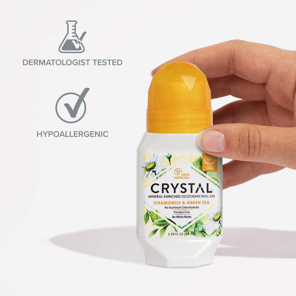 Déodorant minéral Crystal Essence sans aluminium, sans traces sur les vêtements.