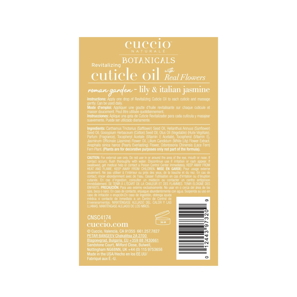Emballage élégant et clair Cuccio, prêt pour offrir ou exposer sur la coiffeuse.