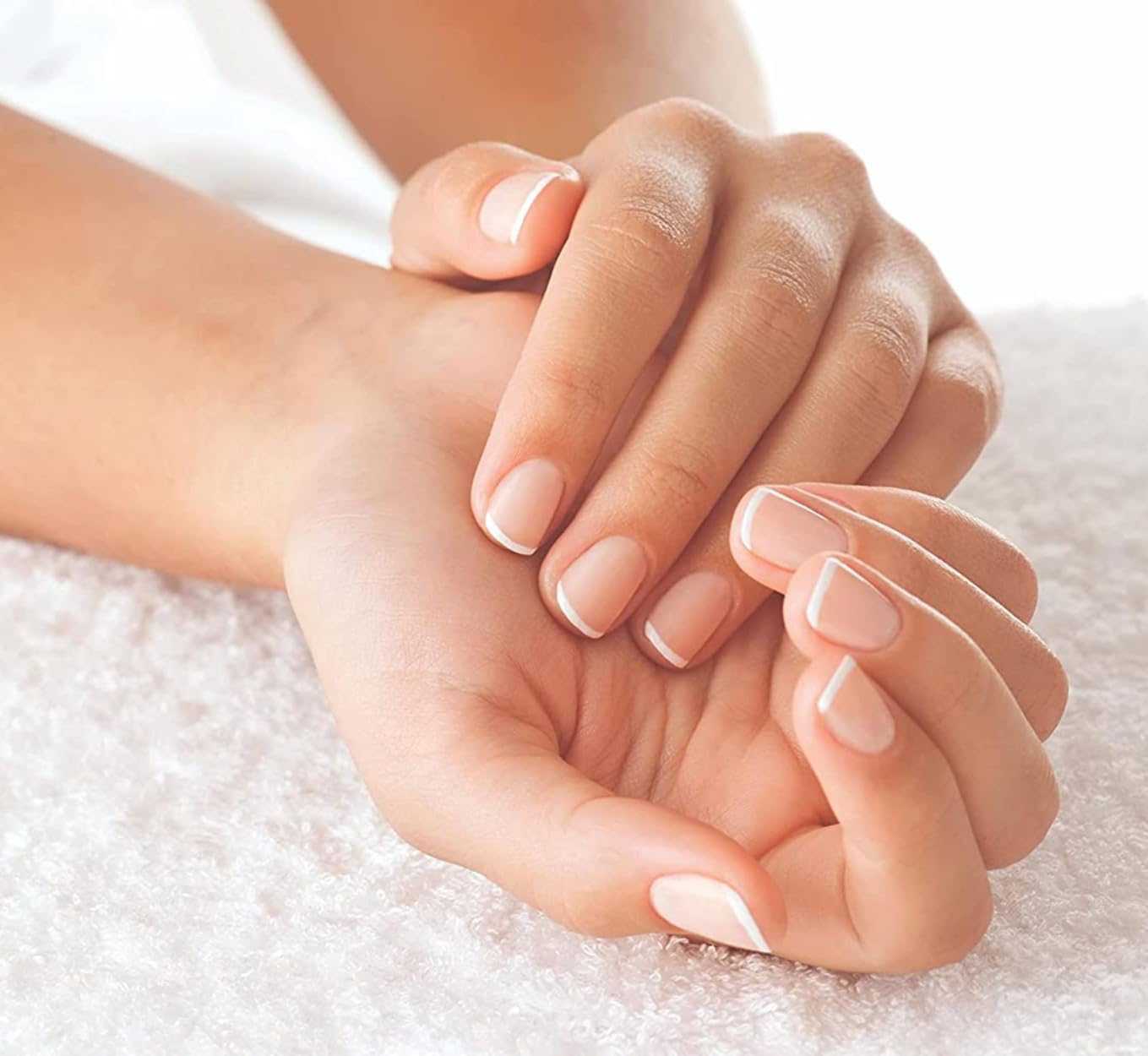 Cuccio Naturale Lait et Miel – parfum doux qui transforme le rituel spa à domicile.