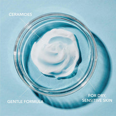 Texture légère et crème rapide d absorption sur la peau, Curel.