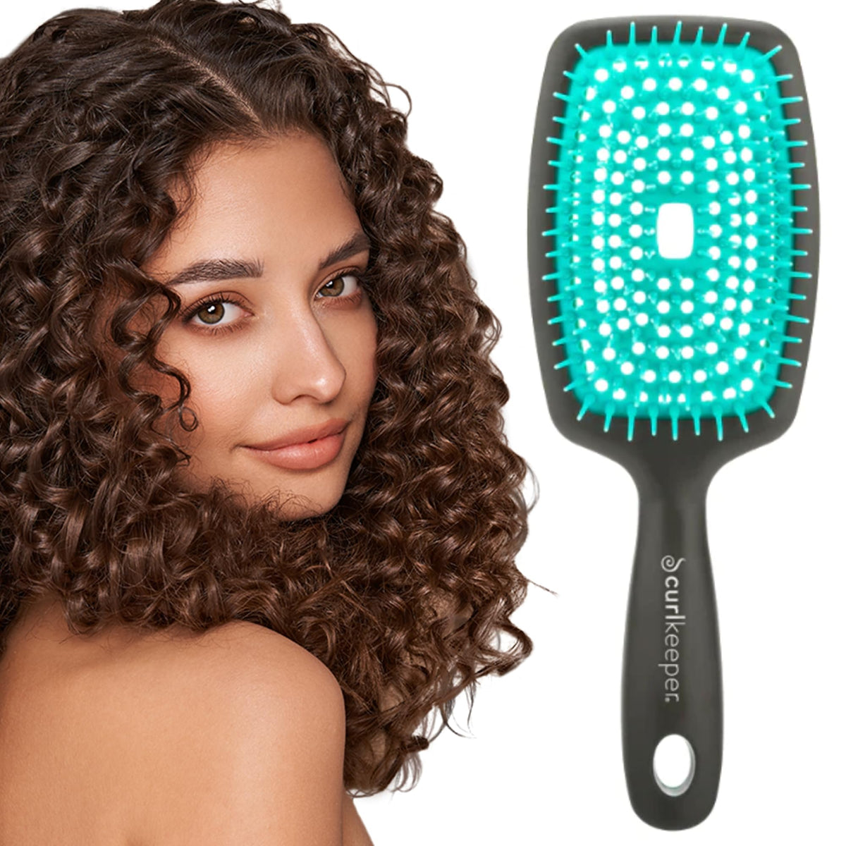 Curl Keeper Flexy démele les nœuds en douceur sous la douche.