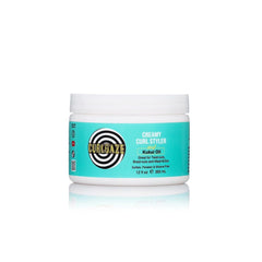 Curldaze Creamy Curl Styler et sa bouteille, boucles nourries et brillantes.