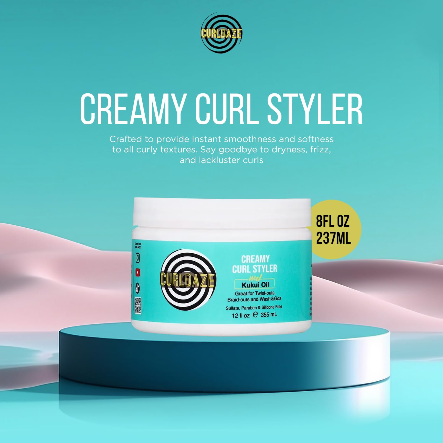 Texture crème hydratante Curldaze sur cheveux, action nourrissante ressentie.