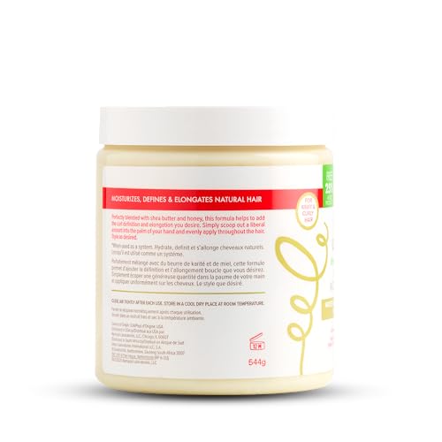 Curls Unleashed – définition des boucles avec la crème coiffante.