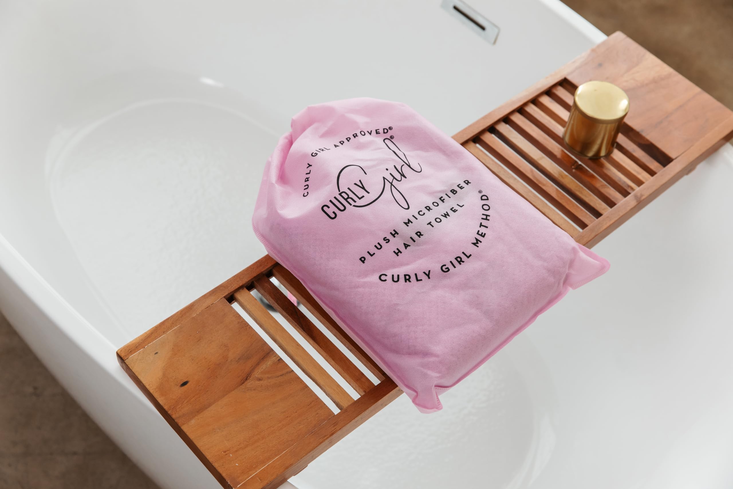 Curly Girl – protection douce des cheveux et réduction des frottements.