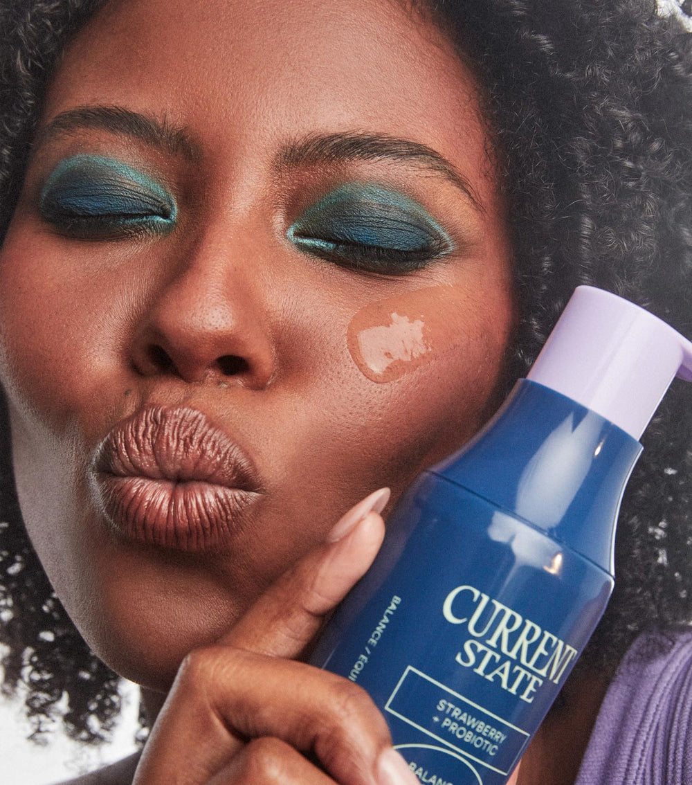 Current State application gel nettoyant fraise et probiotiques – mousse douce facilitant l'application.