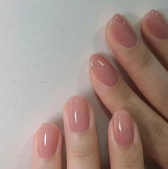 Curvlife colle ongles, fixation rapide et durable.