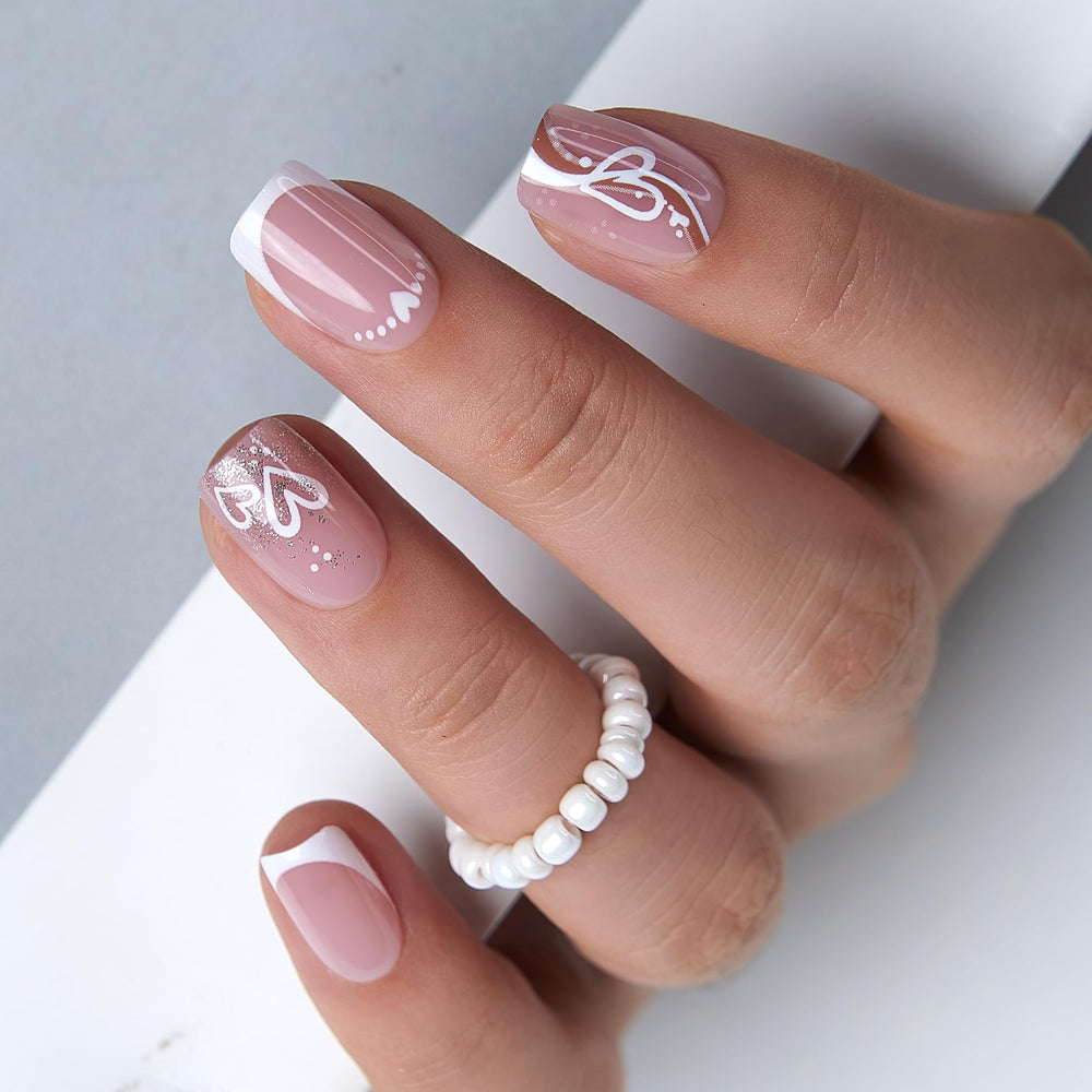 CurvLife finition francaise brillant, effet salon durable sur vos ongles.