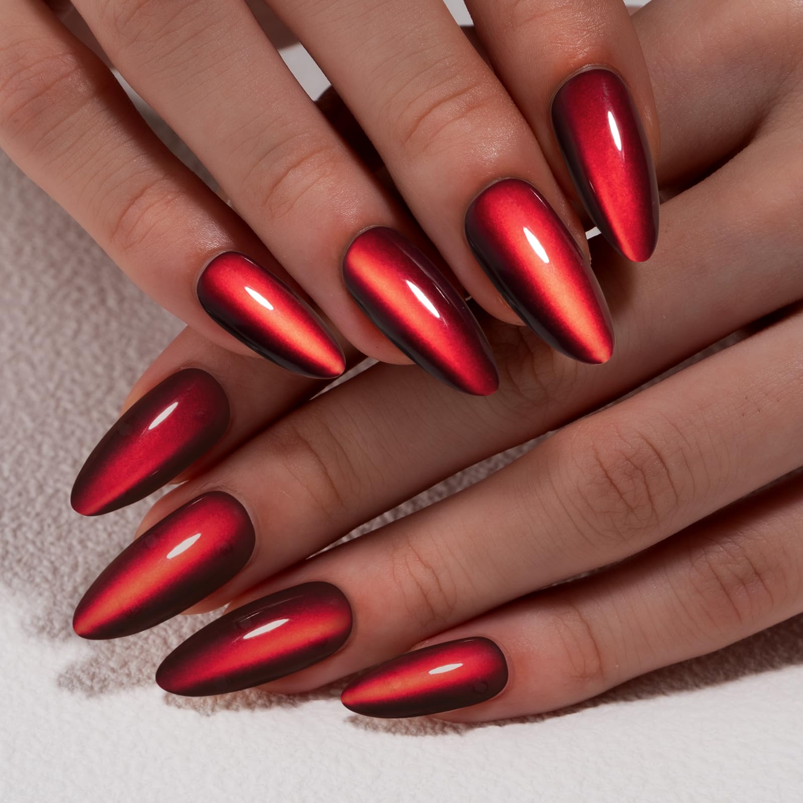 Lime cuticule kit CurvLife prépare parfaitement les ongles.