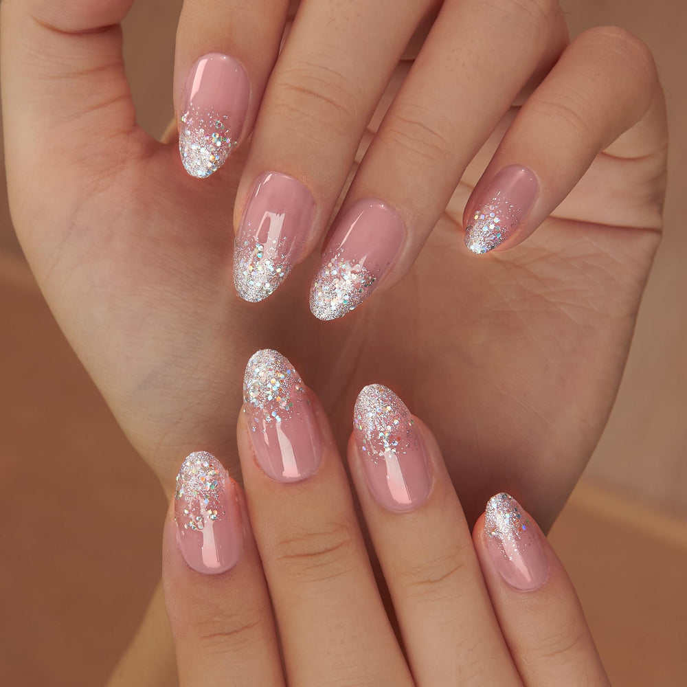 Curvlife lime à ongles double-face pour un limage précis.