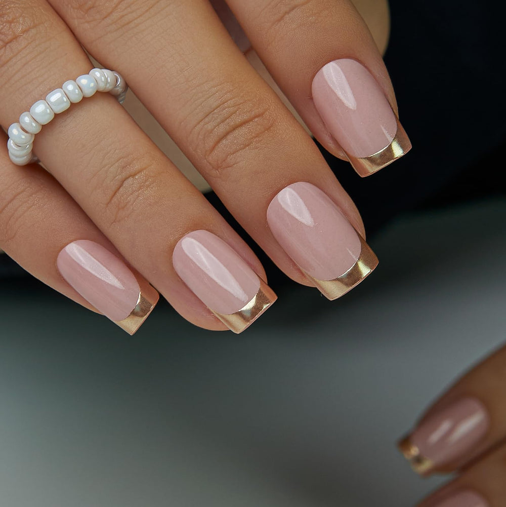 Ongles Curvlife àposer fini chrome doré brillant et durable.