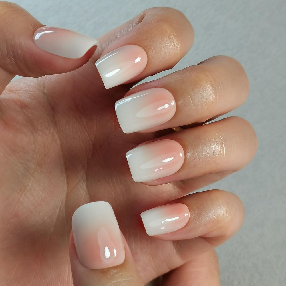 Curvlife teinte neutre brillante pour style naturel et durable.