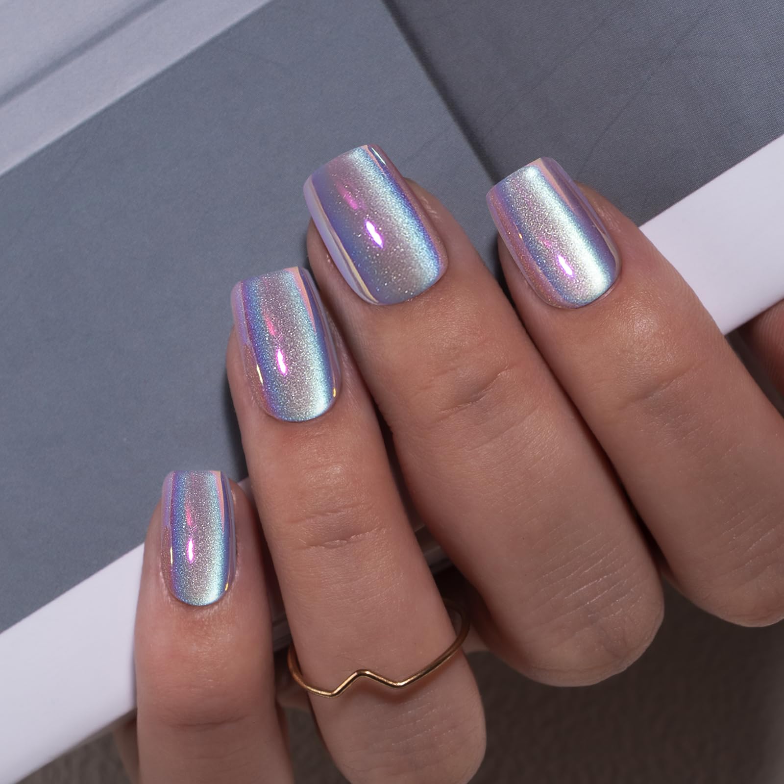 CurvLife ongnes gel œil-de-chat violet chrome avec motif abricot, look élégant et durable.