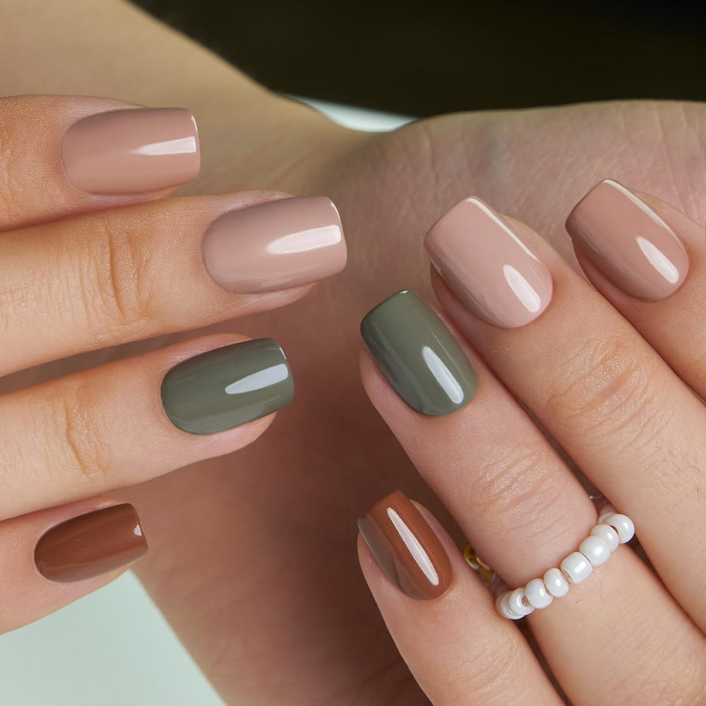 CurvLife ongles nude adhésifs multicolores fini brillant pour une manucure tendance