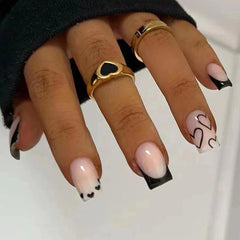 Ongles Curvlife pleins nude brillants avec rendu naturel.
