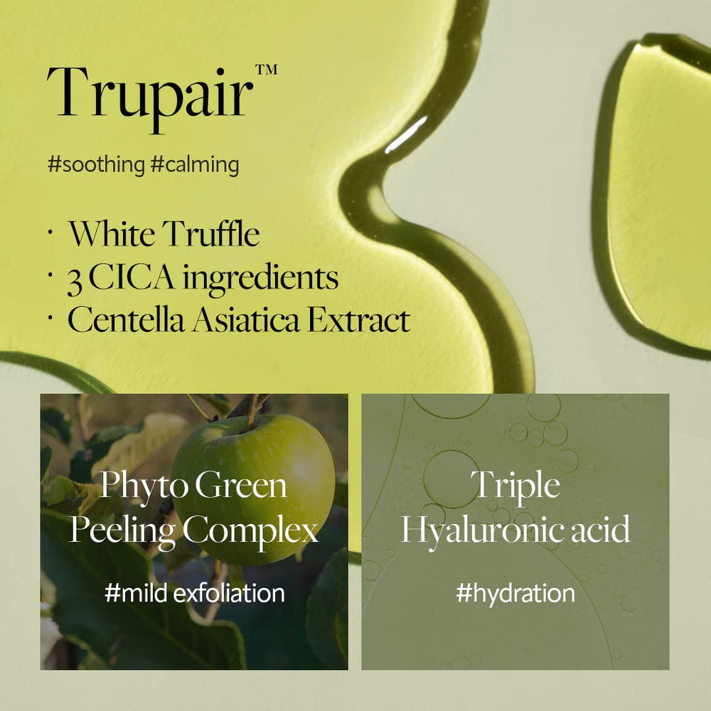 Triple acide hyaluronique pour une hydratation apaisante sur peau sensible.