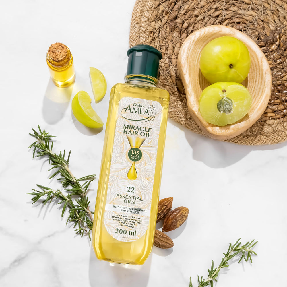 Dabur Amla Luxe: appliquer sur cheveux humides pour nourrir et protéger.