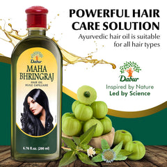 Massage sur cuir chevelu avec Dabur Maha Bhringraj pour revitaliser les cheveux