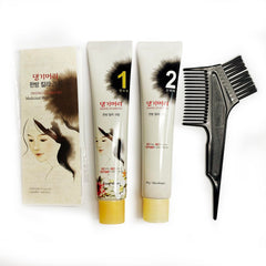 Le résultat brun foncé de Daeng Gi Meo Ri offre cheveux naturels et lumineux.