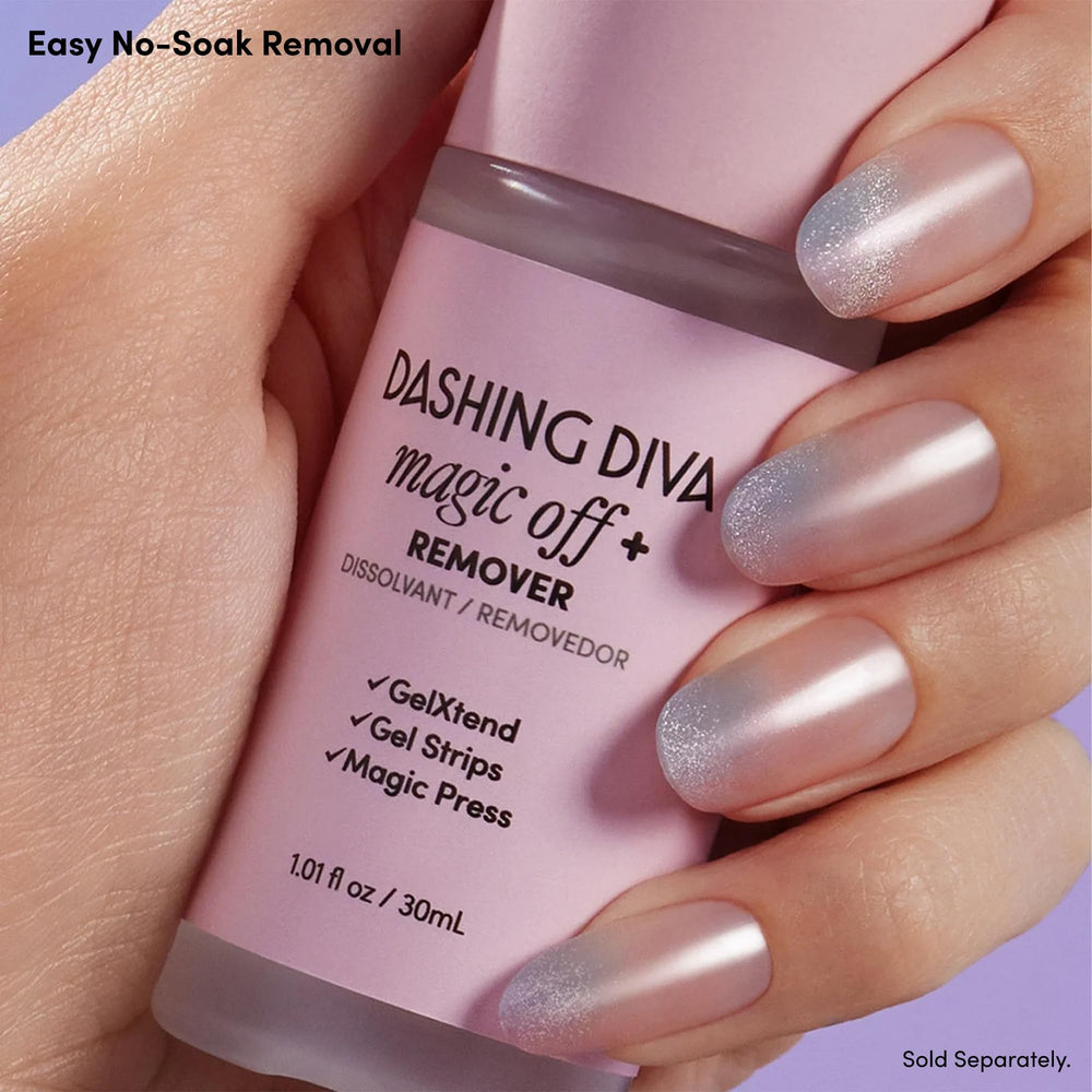 Dashing Diva retrait Magic Off : enlève facilement sans endommager les ongles.