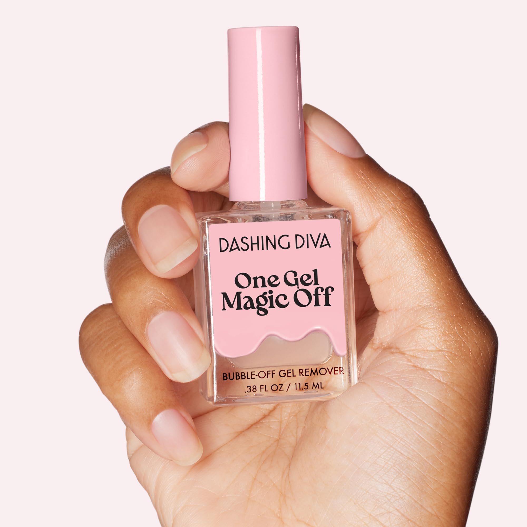 Dashing Diva Retrait sans dégâts pour ongles soignés.