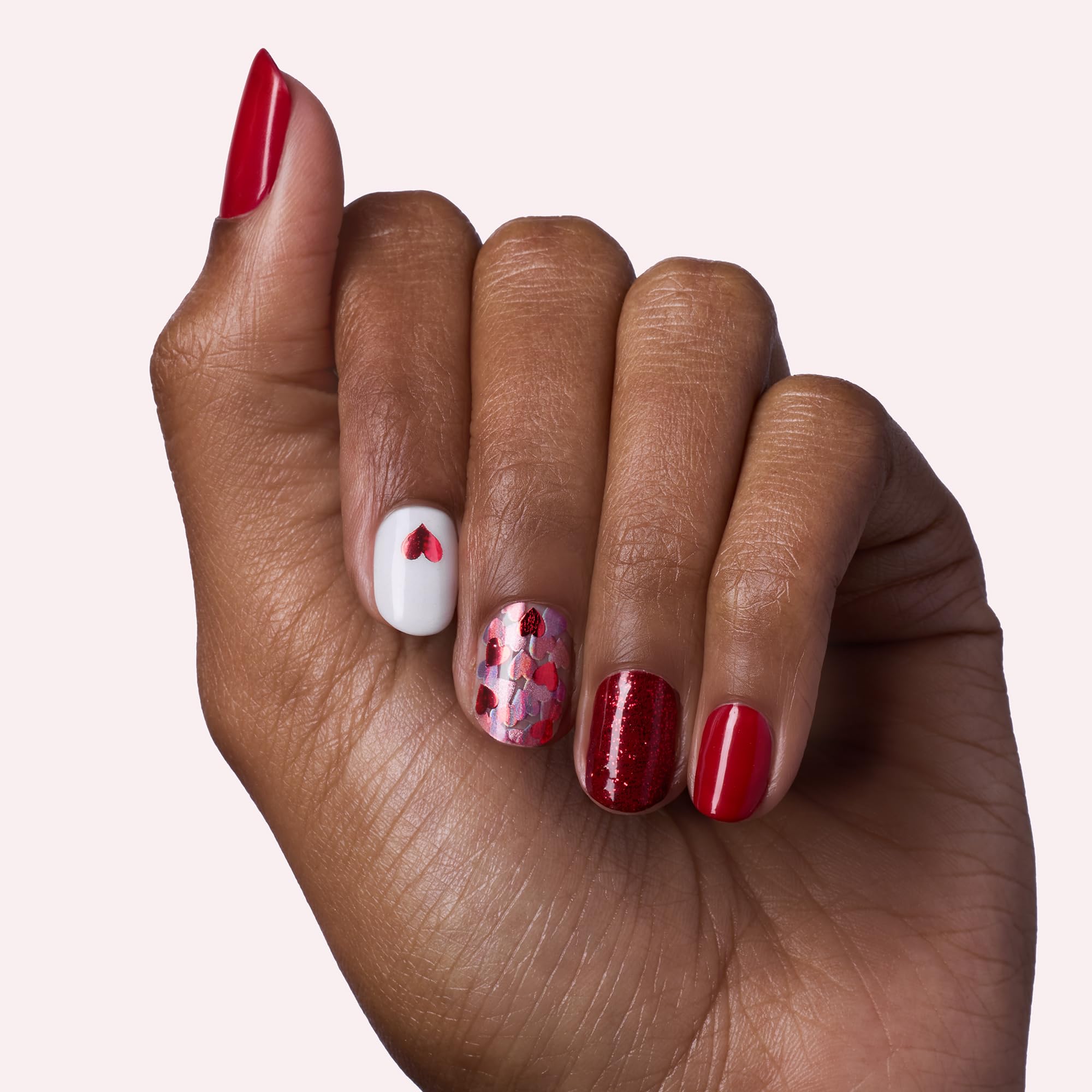 Bandes gel sans UV Dashing Diva Valentine pour une application rapide.