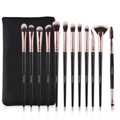 Daubigny ensemble 12 pinceaux yeux pour précision et rendu professionnel