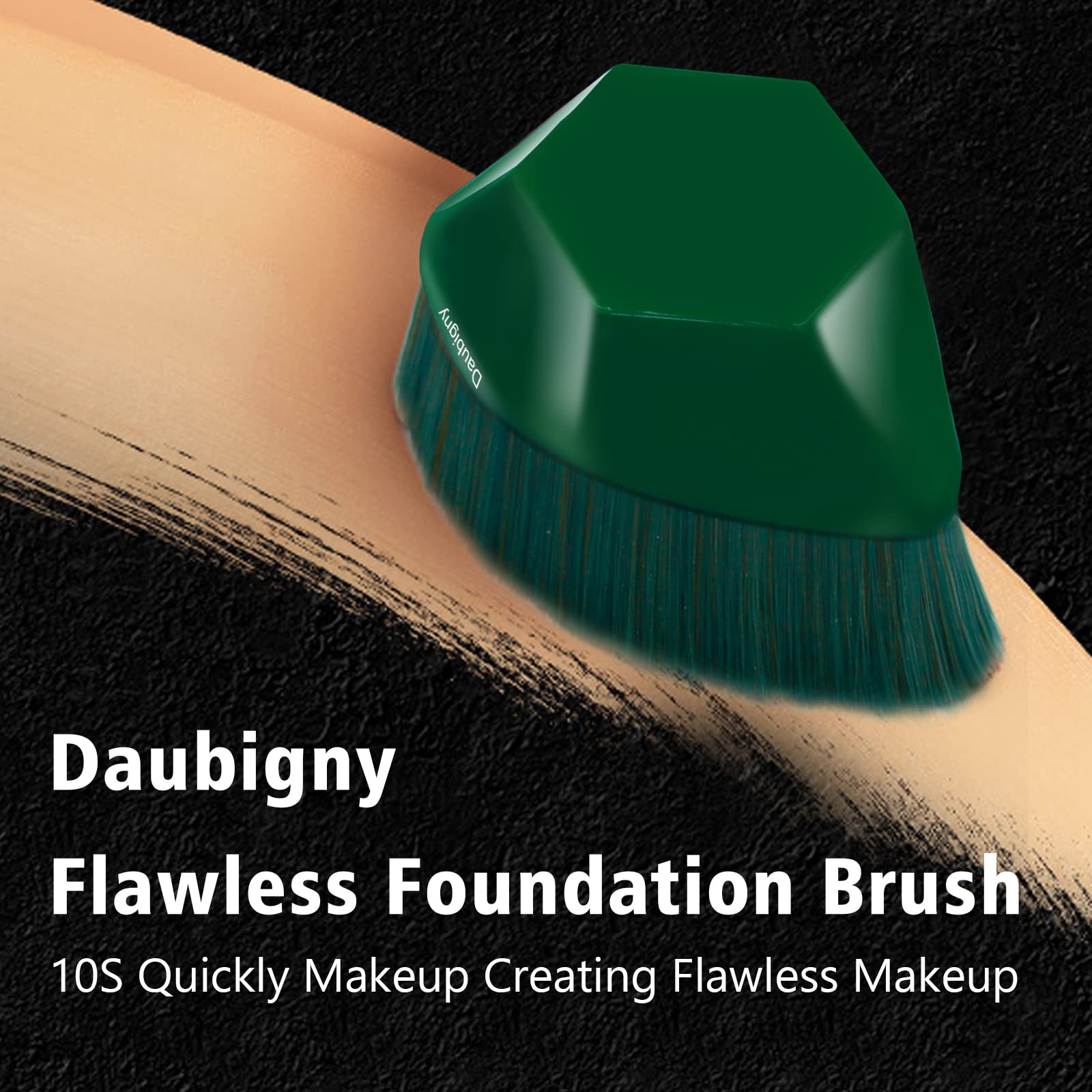 Brosse Daubigny idéale pour une finition poudrée légère et naturelle.