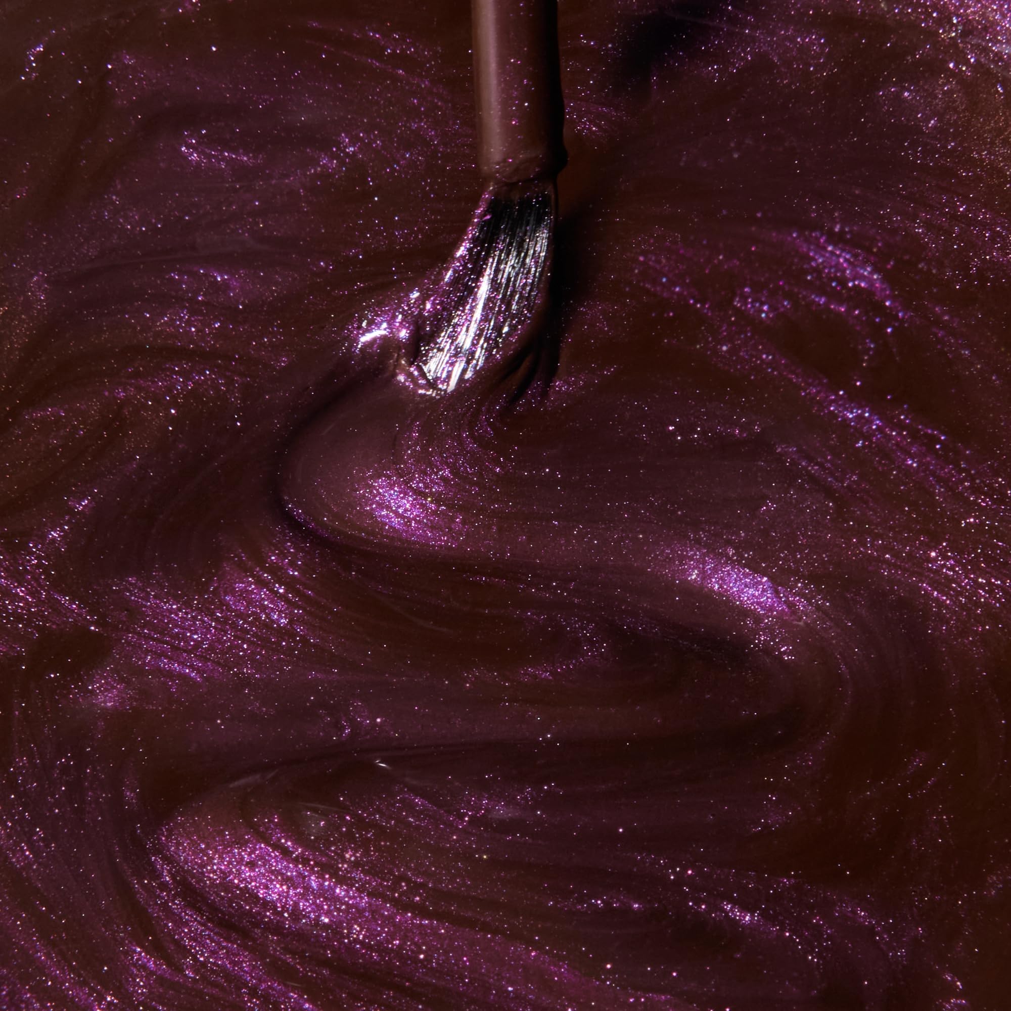 Dazzle Dry Prune Épicée: application douce et sèche rapidement pour des bords nets