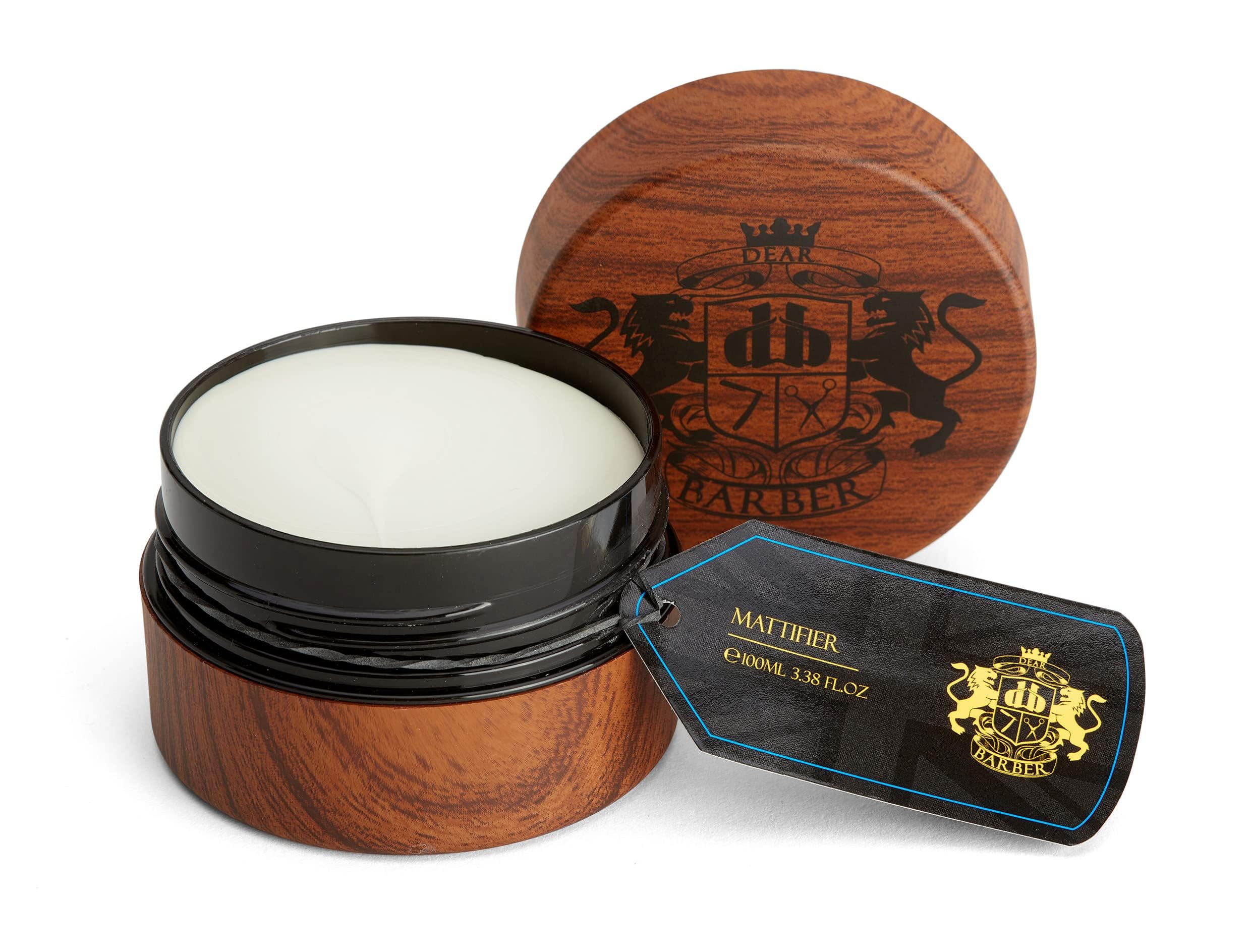 Dear Barber argile-coiffante matte : bouteille prête pour un look naturel sans brillance.