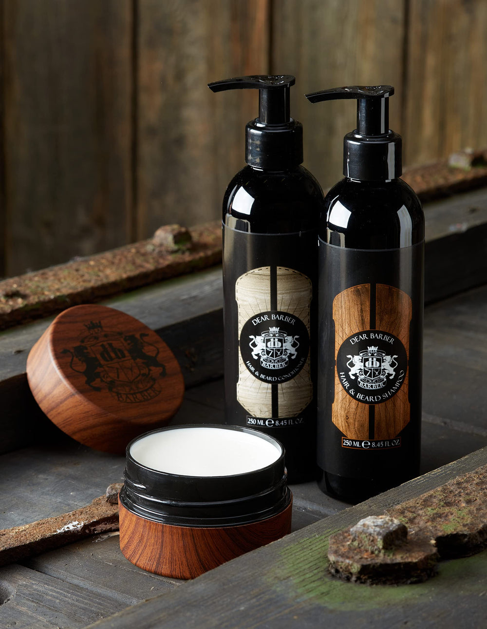 Dear Barber soin-ingrédients-naturels : cire et kaolin pour cheveux sains.