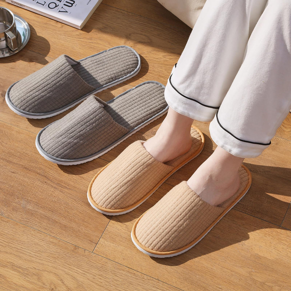 Chaussons spa DECOUE en polaire corail confort durable pour la maison