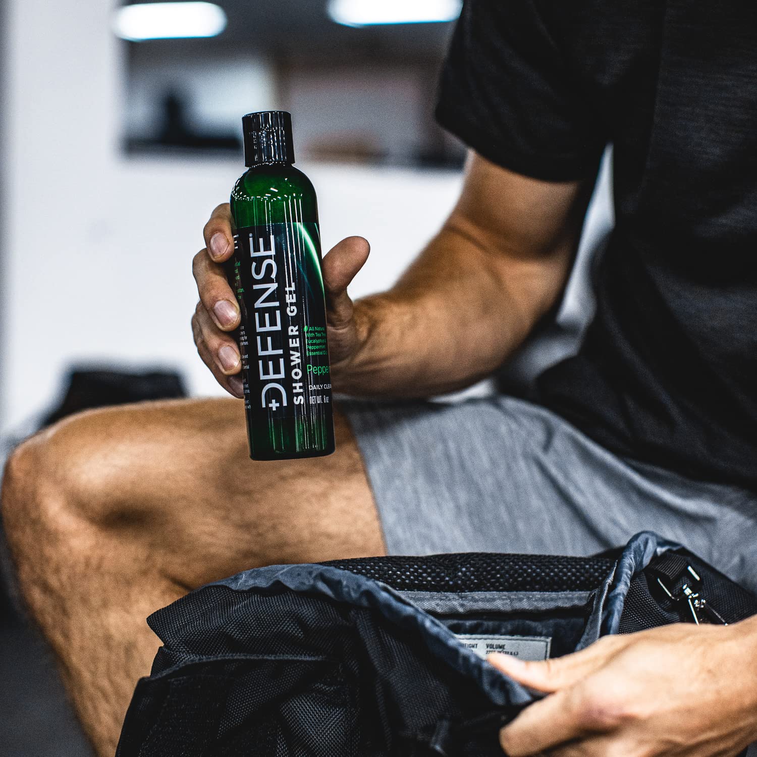 Defense Soap – arôme frais après l’entraînement, sensation de propreté durable.