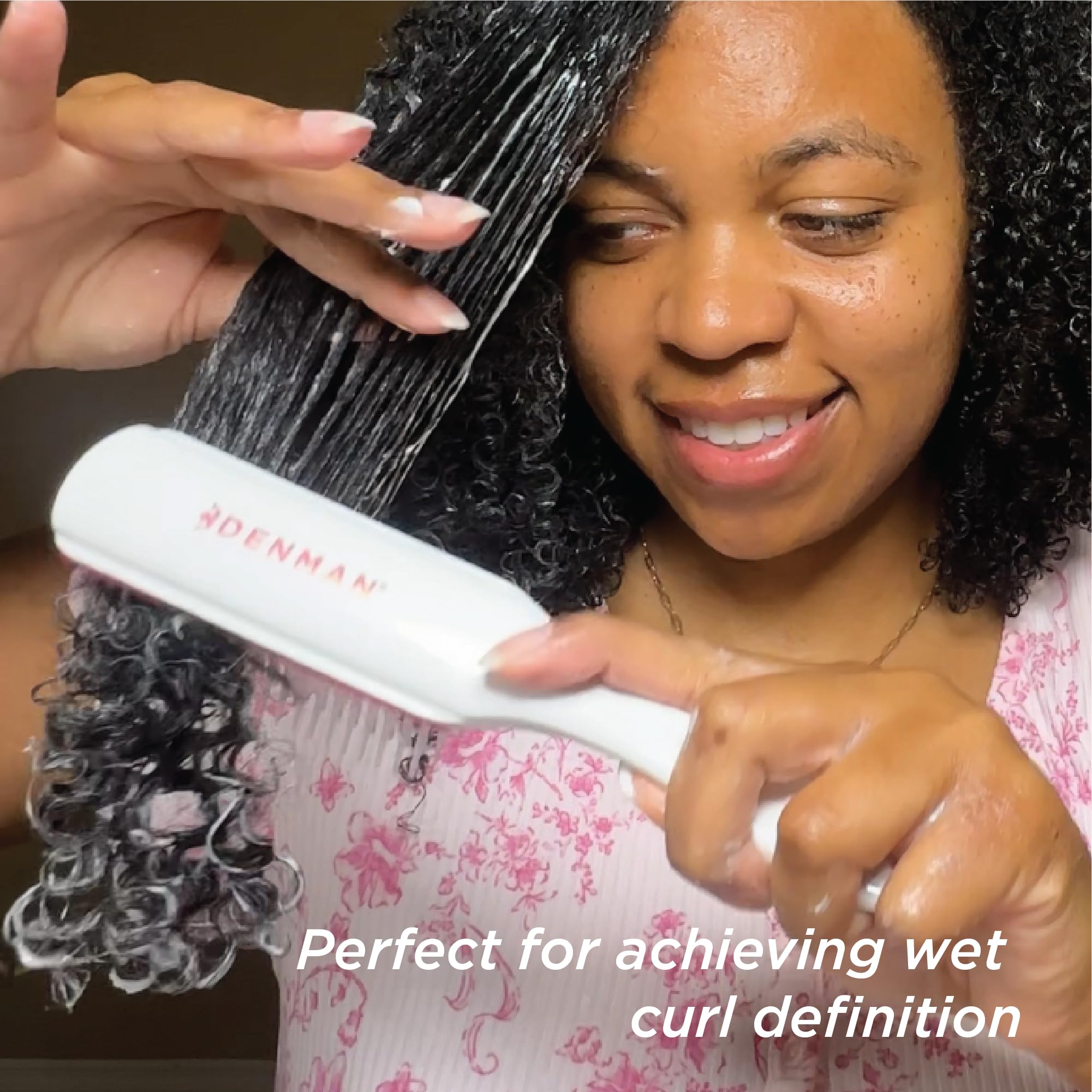 Denman D3, poils flexibles démêlent cheveux mouillés sans casse.
