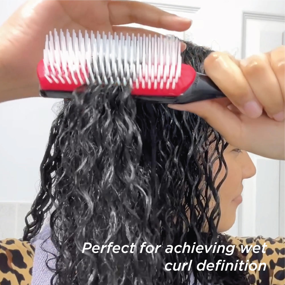 Denman D3, conçue pour les boucles 2C à 4C et ondulations.